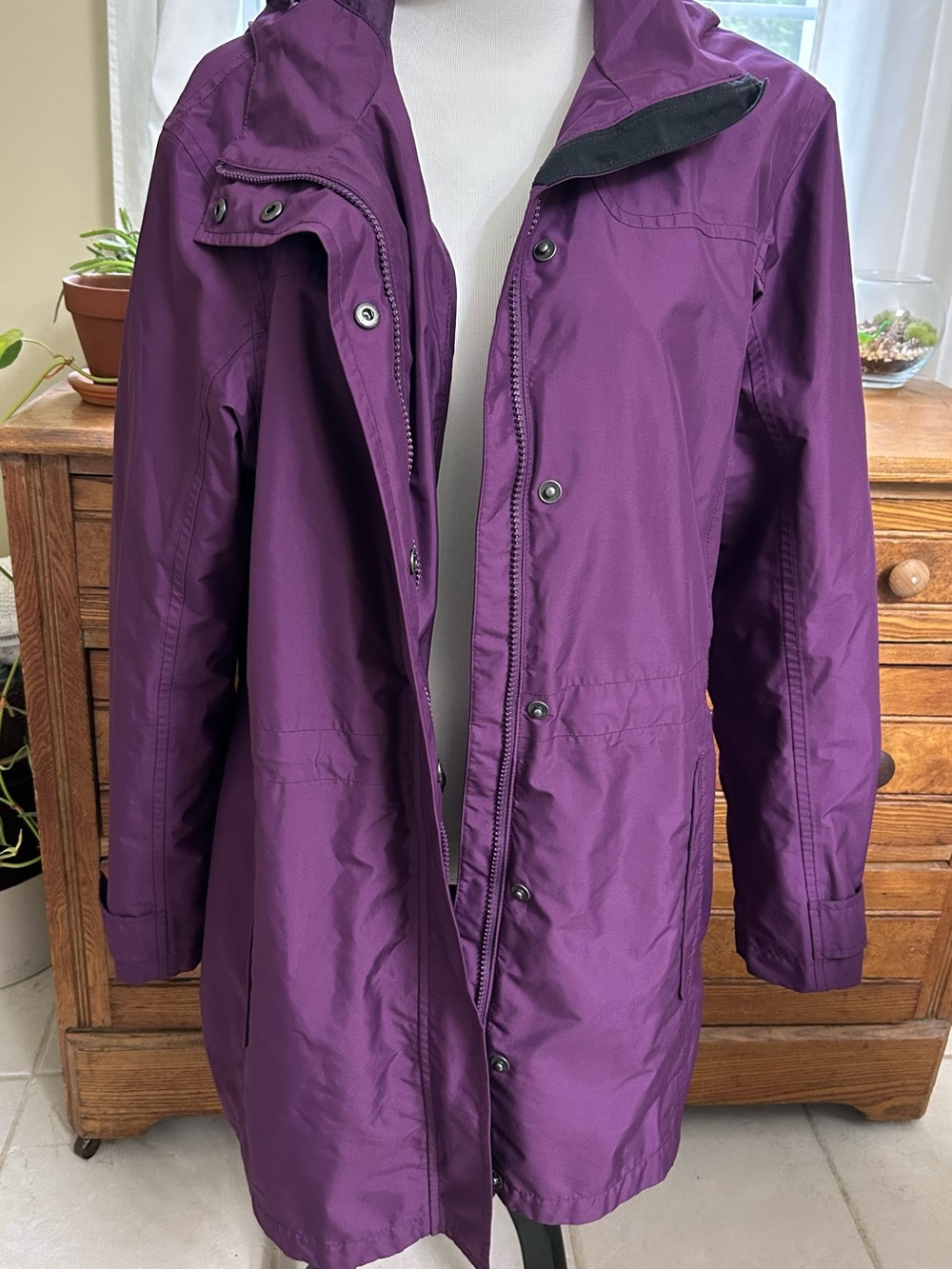 LL Bean Purple Women's Lightweight Rain Jacket size large